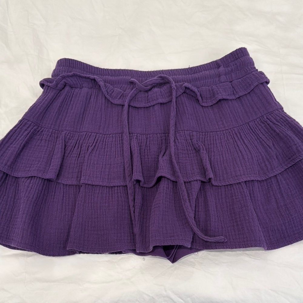 Women’s sewn and seen purple layered gauze, skort, Size M, EUC